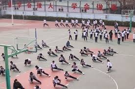 昔日武汉三镇的王者回归中超，他被称为巴西梅西，如今加盟青岛西海岸